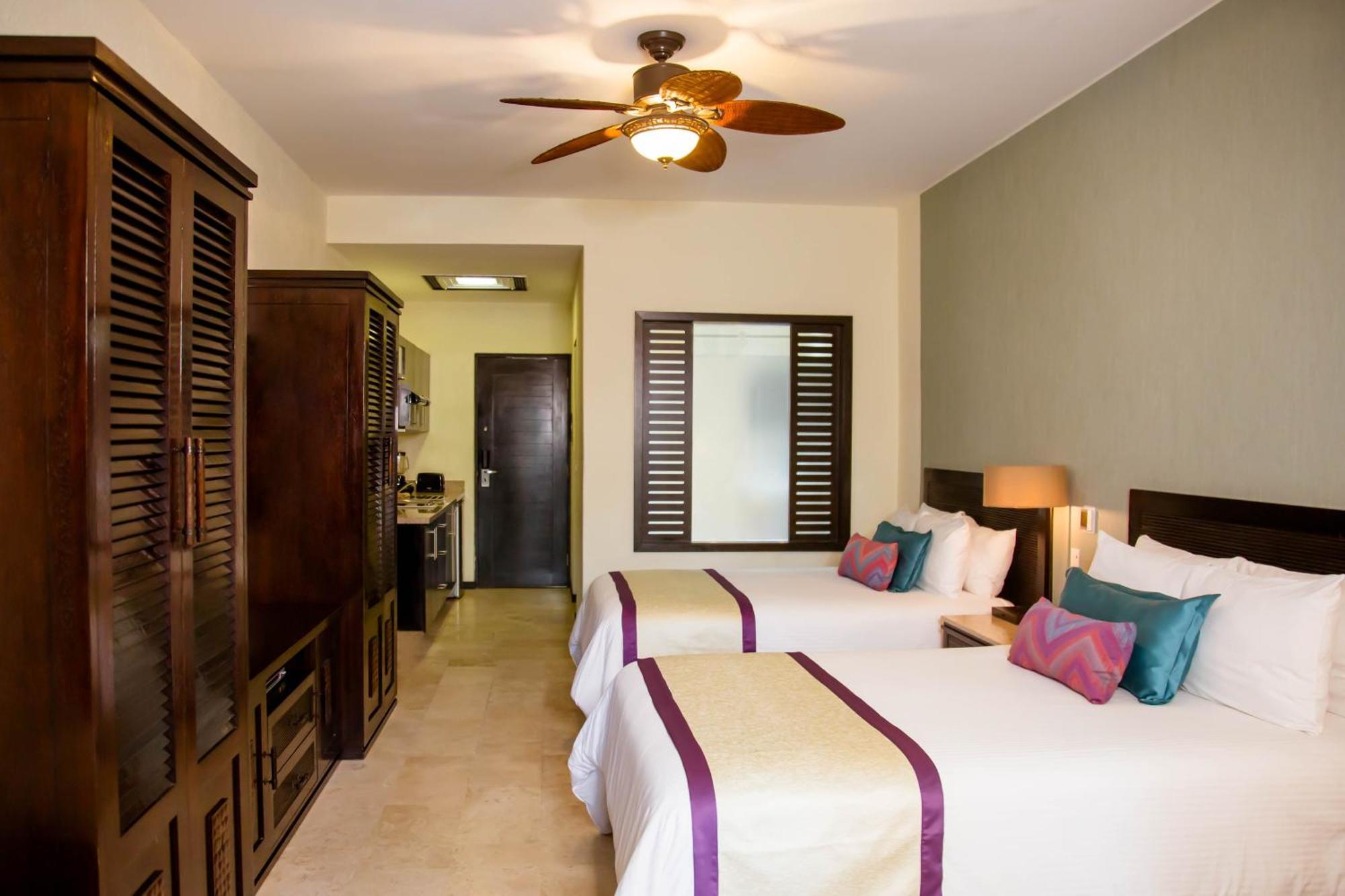 Standard Double Room Two Double Beds