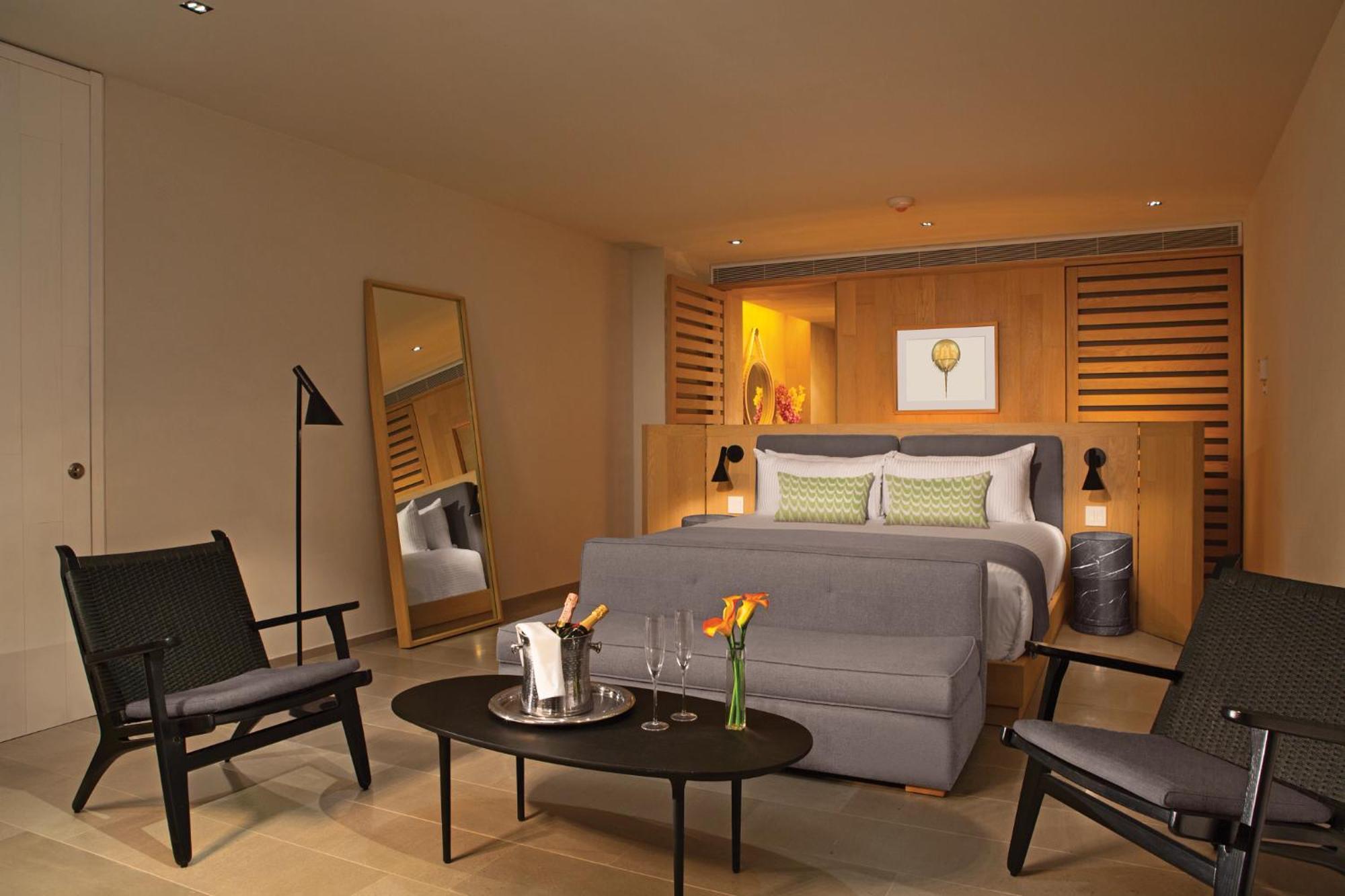 Allure Suite King Bed